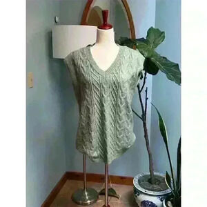 Sincerely Jules Size XL Green Cable Knit Sweater Vest V-Neck Sleeveless Casual